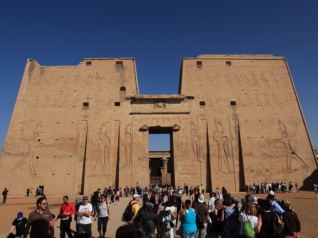 Edfu 2009 temple