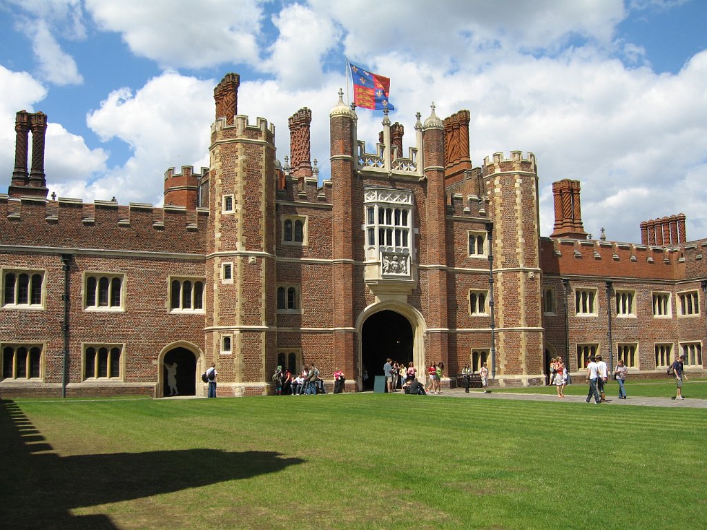 Hampton Court 2007 Jul